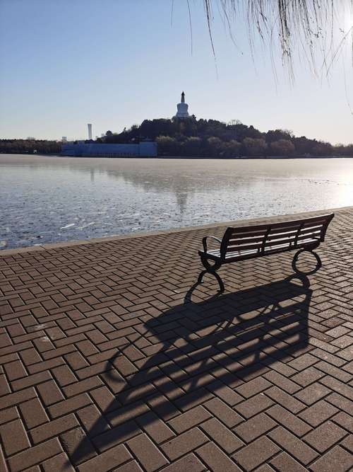 回忆2020：最特别的衣服，致敬抗疫英雄