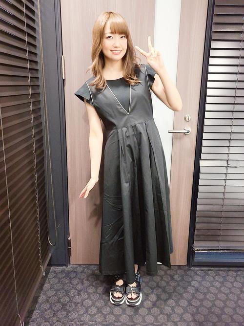 声优大桥彩香演绎安达垣爱姬:角色魅力与配音心得