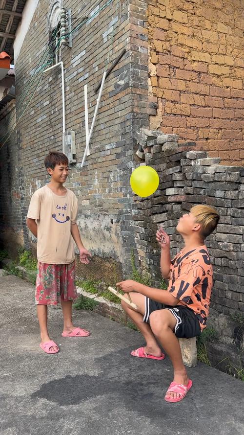 乡村暑假玩什么？这些游戏让弟弟乐不思蜀！