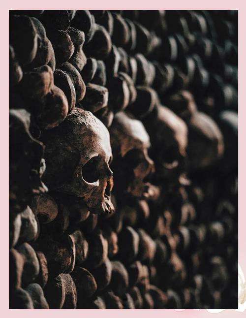 死亡帝国：揭秘巴黎地下墓穴的惊悚历史