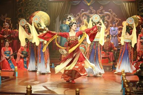 舞姬游戏详解:沉浸式舞蹈体验,成为舞台巨星!