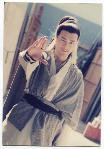 想玩杨过游戏?教你如何白嫖券获取杨过!