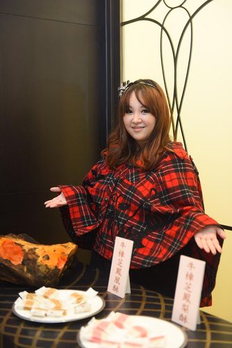 想玩甜心魔术师游戏？这里提供下载链接！