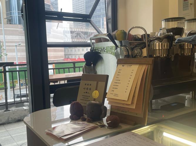 舒适咖啡馆:休闲游戏与绅士海阁的完美结合