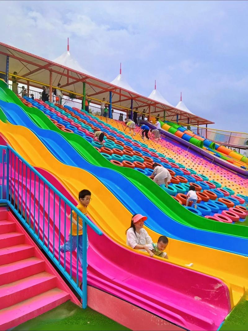 寻找欢乐岛官方网站？这里有你想要的游乐信息