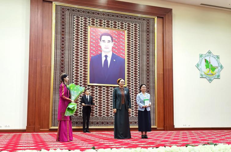 族长最新动态：筑基丹分配引发的家族风波