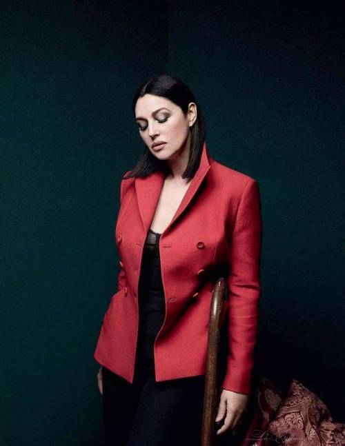 时尚女王莫妮卡EP4 V8.0安卓版:最新剧情等你解锁!