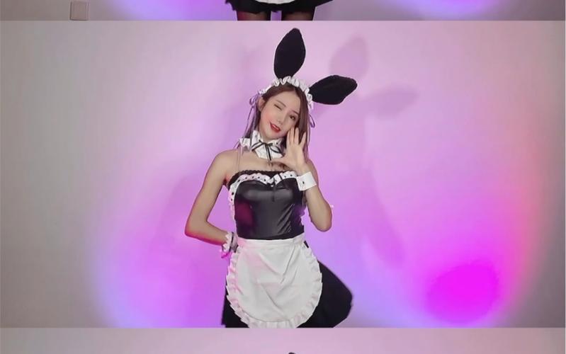 热舞女郎游戏官网：性感热舞，尽情体验！