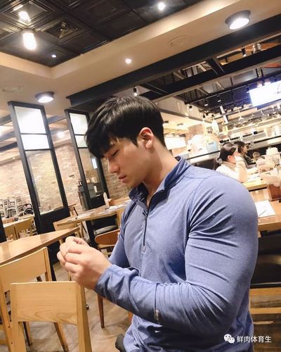 超强费洛蒙?实力单身游戏带你体验直男人生