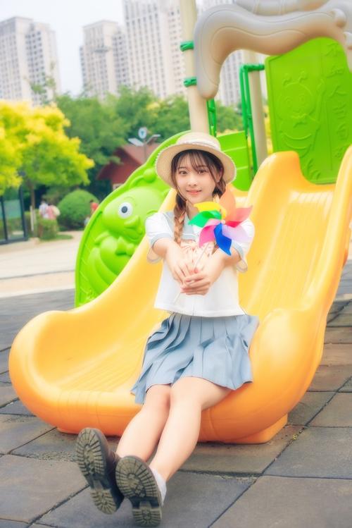 和姐姐一起的夏天3369acG版本大全，完整版资源免费获取