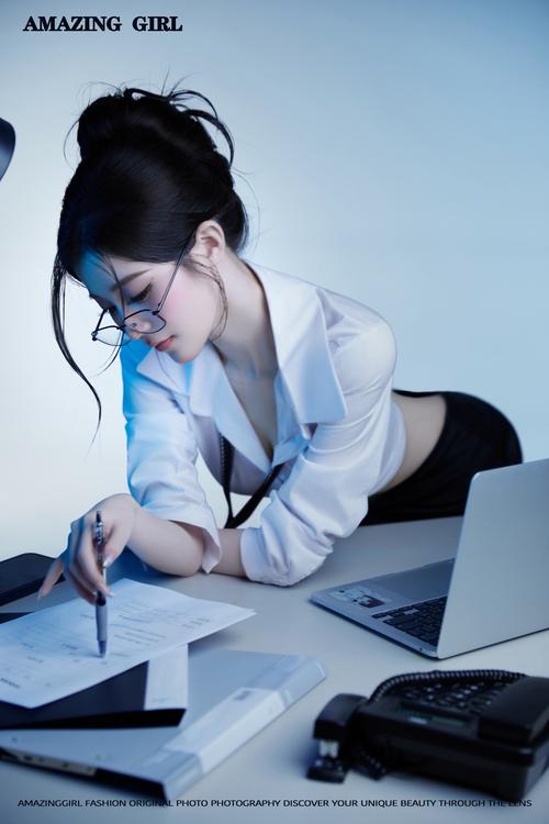 性感办公室官方正式版下载最新版:找资源就来这里,安全可靠!