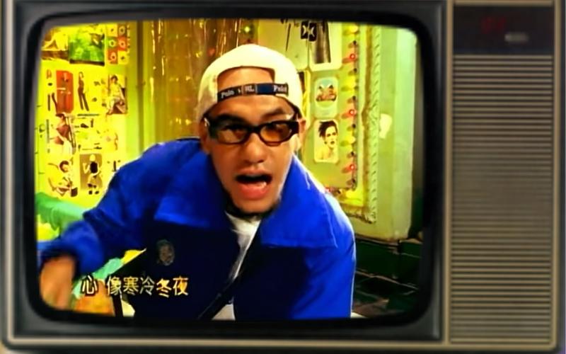 爱的初体验版本大全合集：经典歌曲完整版在线收听