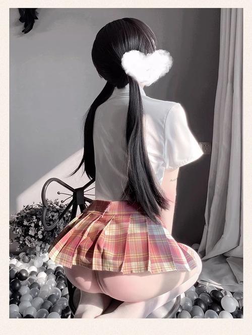 火辣可爱制服最新版本，制服控必备的全新游戏体验！