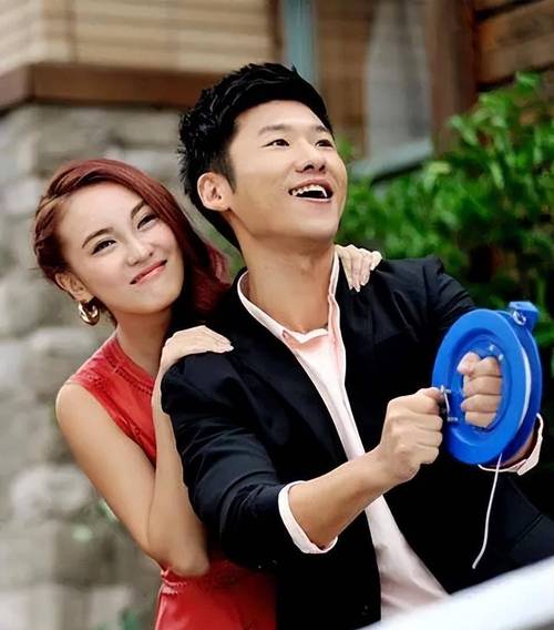 妻子与母亲下载地址:PC安卓双版本资源分享,游戏爱好者必备