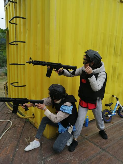 涟漪游戏官网：好友组队闯关，沙场激战等你来！