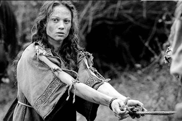 奴隶训练官网:虚拟与现实:探索奴隶训练的残酷真相