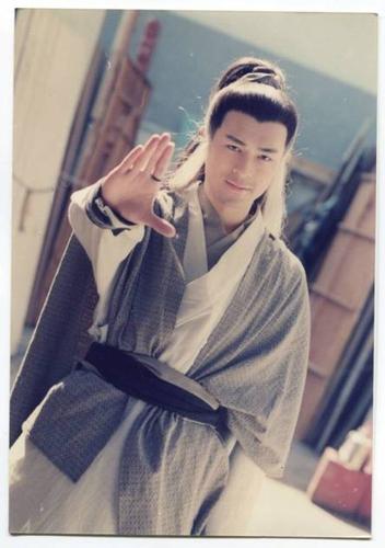 死宅天使杨过:射雕手游门派选择及玩法推荐