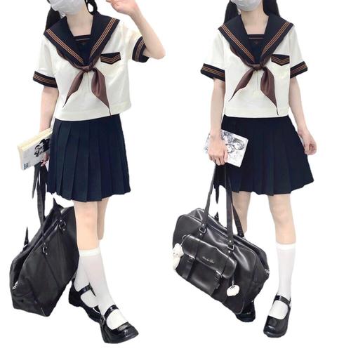 在员工室与JK度过的日常:官网详解游戏玩法攻略