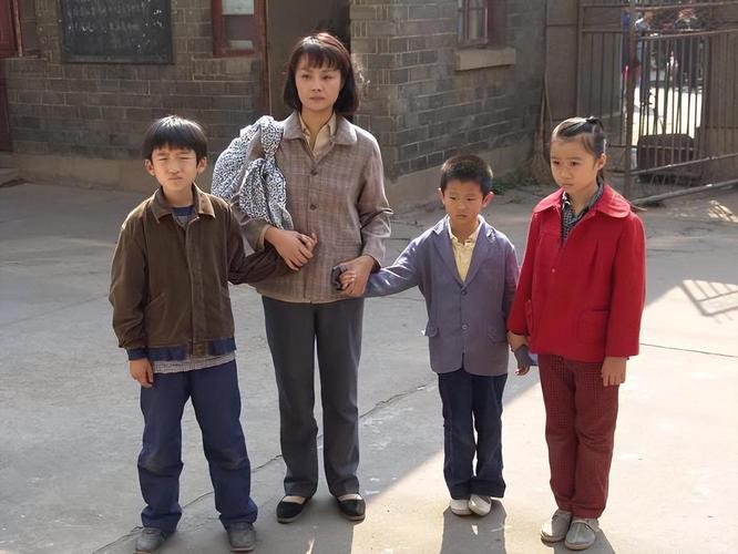 无知少女的乡村韵事官方网站：揭秘乡村爱情故事