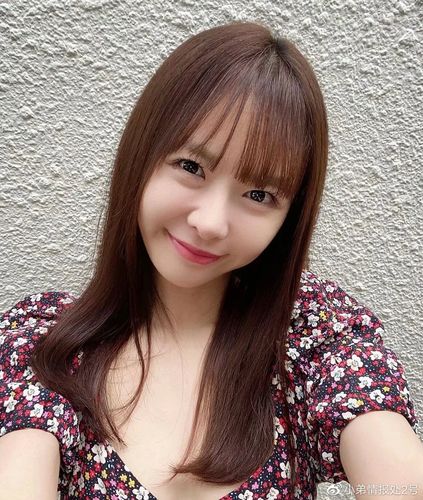 与杏奈的同居14日下载地址分享:玩家推荐,值得一试