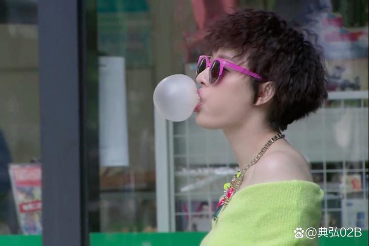 爆汝太太的夏日生活安卓版下载：畅玩精彩游戏内容