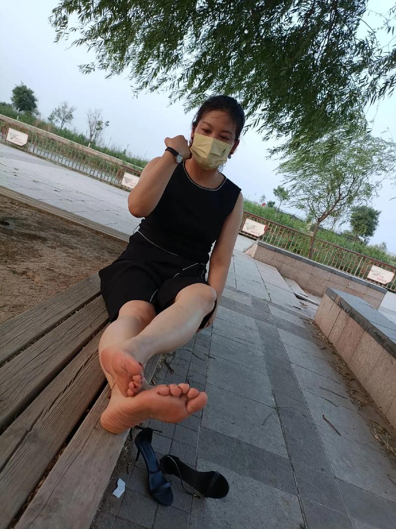 最新脚下的正常生活1V1.41官网资源分享，快来体验