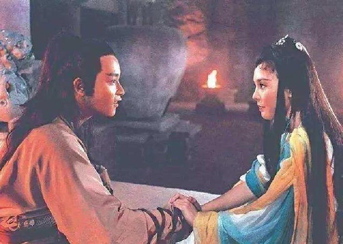 杨过游戏里藏着女友出轨的秘密?