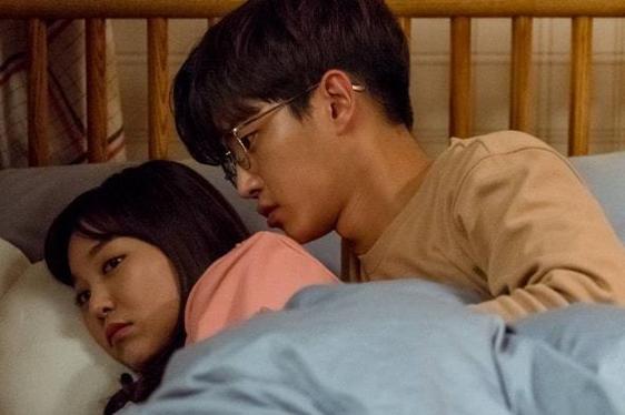 女大学生同居生活游戏官网：下载地址及游戏玩法详解