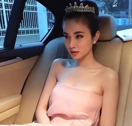 安全可靠的泰国福利姬Pimnalin汉化版下载平台，无病毒无弹窗！