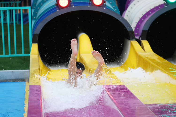 水上世界内含777绅士游戏:值得一玩吗?