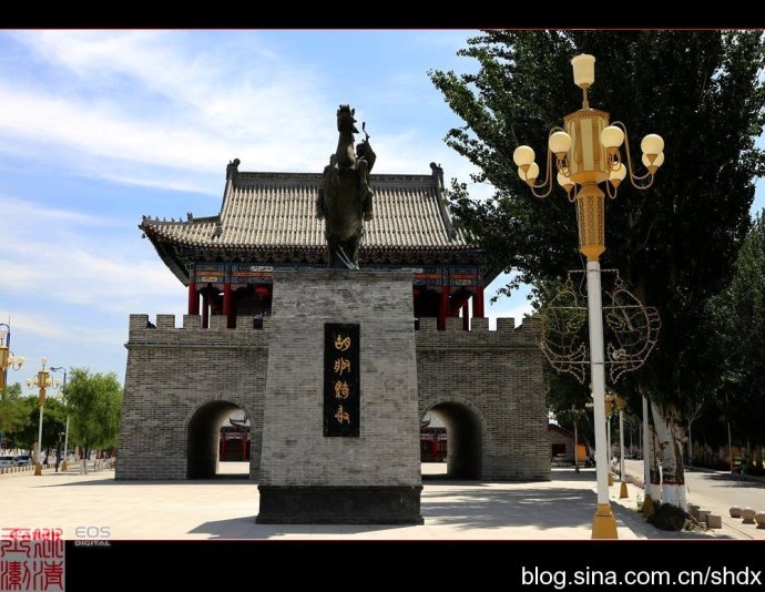 云中古城游戏详解:揭秘云中圣城奇遇