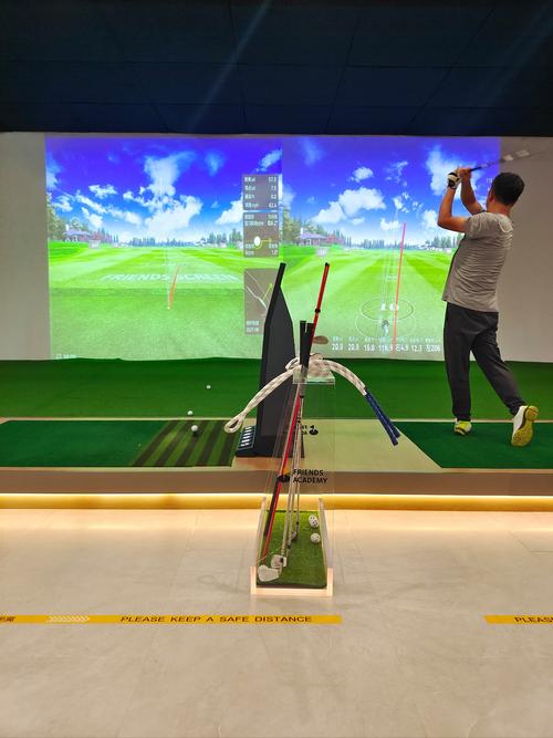 高尔夫是棒球洞的运动游戏下载：高清画面，逼真高尔夫体验