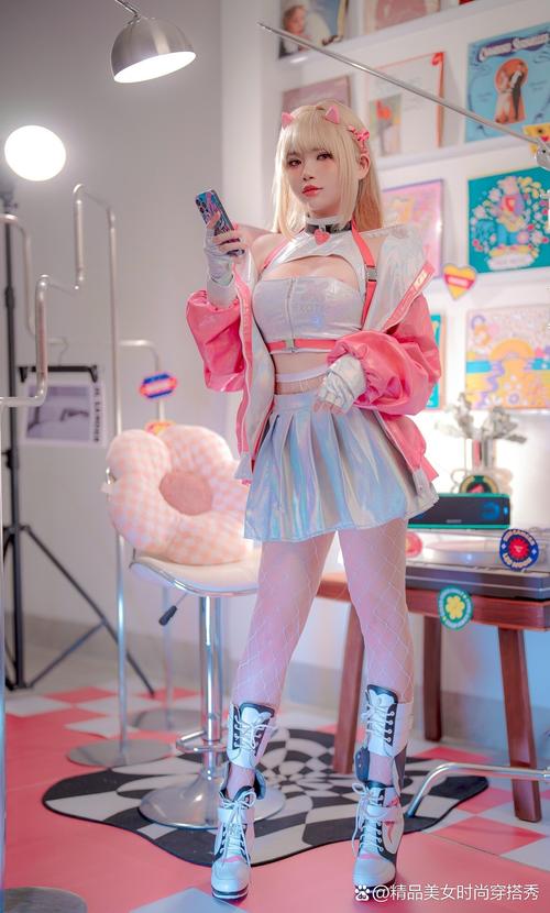 辣妹COS疯狂游戏攻略哪家强(对比这三份选出最佳版本)