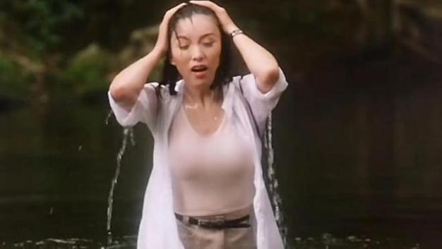 艳星21点最新版本发布！体验更刺激的赌场游戏快感